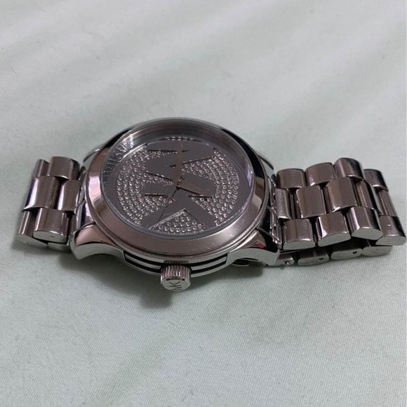Michael Kors Stainless Steel MK5544 Runway Watch - Gently worn - Picture 4 of 10